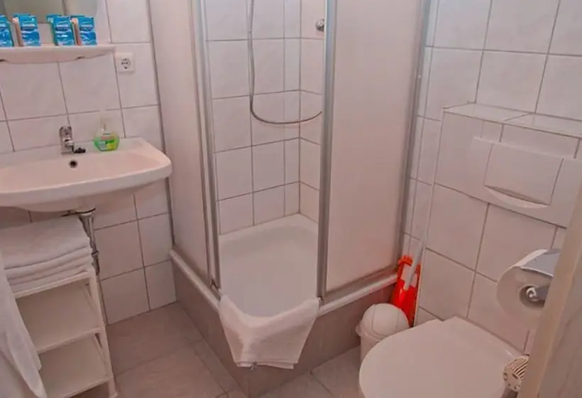 آپارتمان 2 خوابه, Haus Alexander