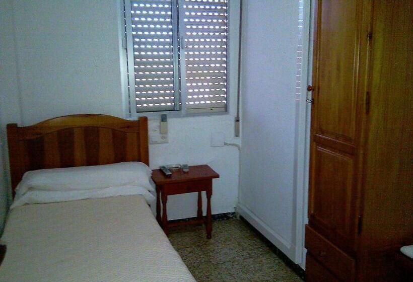 חדר סטנדרד יחיד חדר אמבטיה משותף, Pensión Ignacio