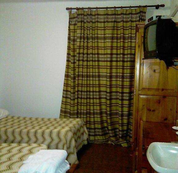 غرفة قياسية حمام مشترك, Pensión Ignacio