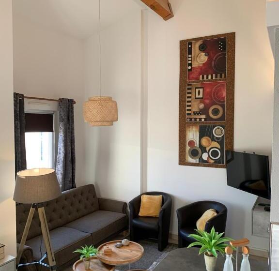 Апартаменты 1 Спальня, Residence La Pinede