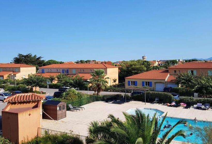 Апартаменты 3 Спальни, Residence La Pinede