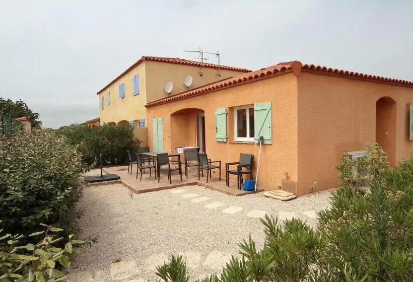 ویلای 1 خوابه, Residence La Pinede