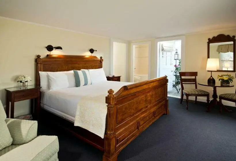 キングサイズベッドのデラックススイート, The Inn At Cape Cod