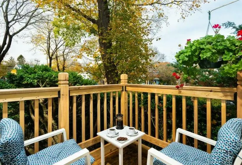 キングサイズベッドのデラックススイート, The Inn At Cape Cod