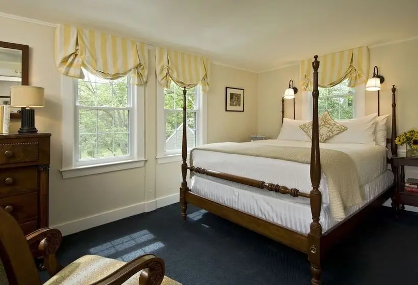 庭の見えるジュニアスイート, The Inn At Cape Cod