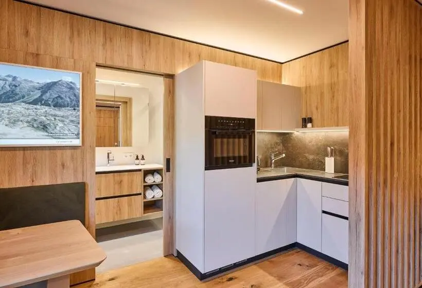 スタンダードスタジオ, Appartements Täli