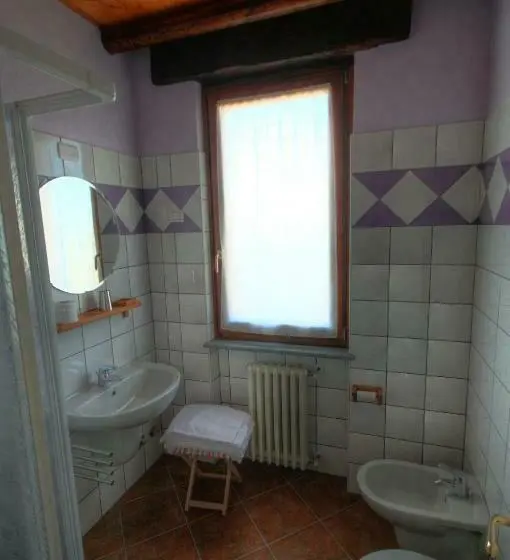 スタンダードトリプルルーム, Azienda Agrituristica Alcastlè