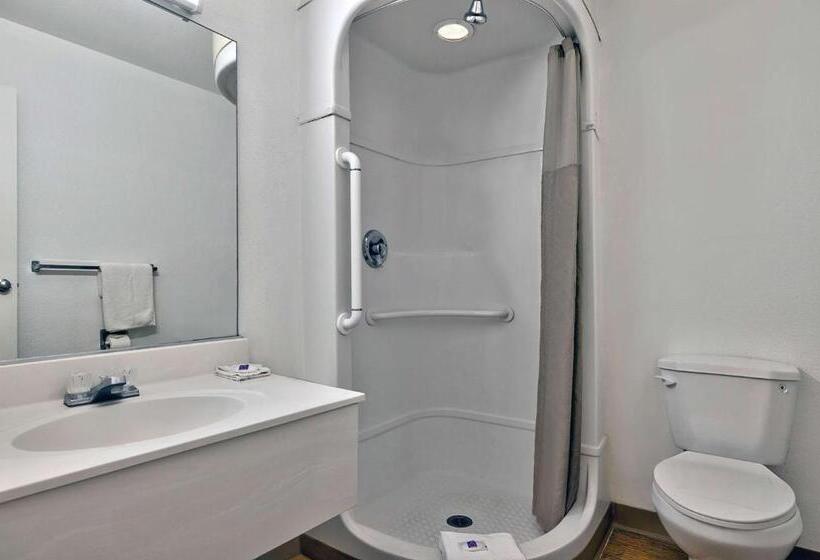 Четырехместный Номер Deluxe, Studio 6longview, Tx