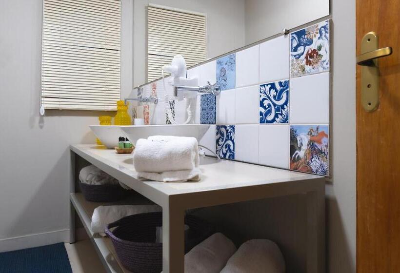 자쿠지 스위트, Casa Da Lua Pousada