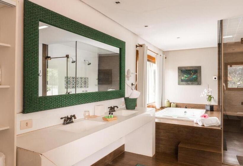 패밀리 스위트, Casa Da Lua Pousada