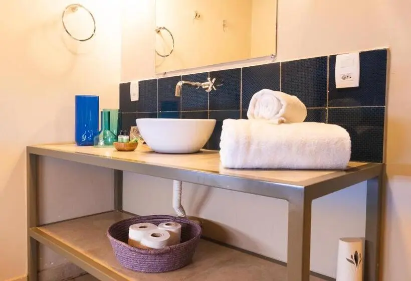 ガーデンビュースイート, Casa Da Lua Pousada