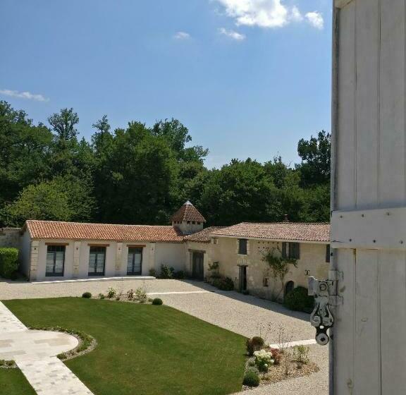 标准间, Domaine De Montboulard