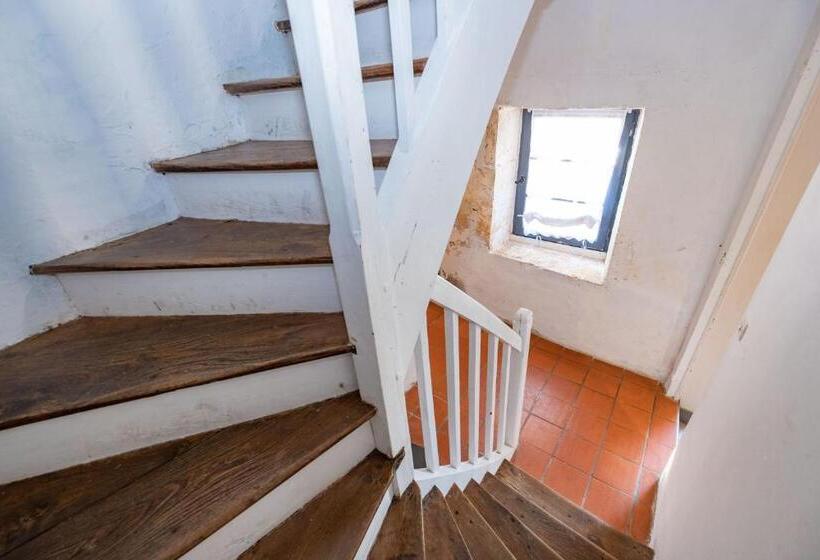 Дом 2 Спальни, Domaine De Montboulard