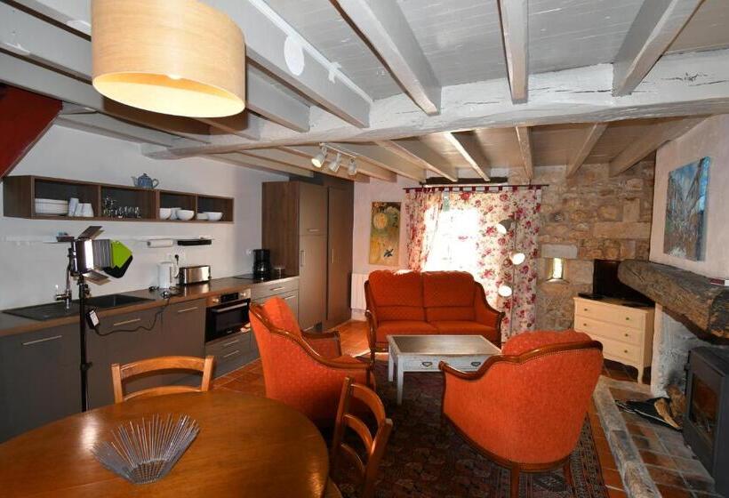 标准平房, Domaine De Montboulard