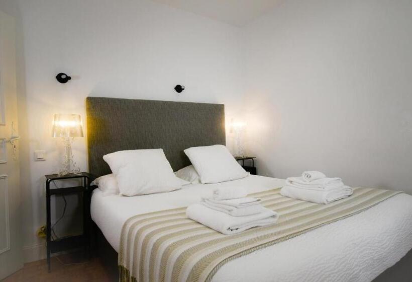 低层单卧公寓, Domaine De Montboulard