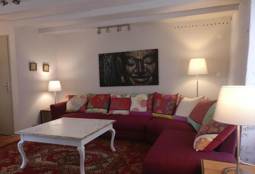 2间卧室的房子, Domaine De Montboulard