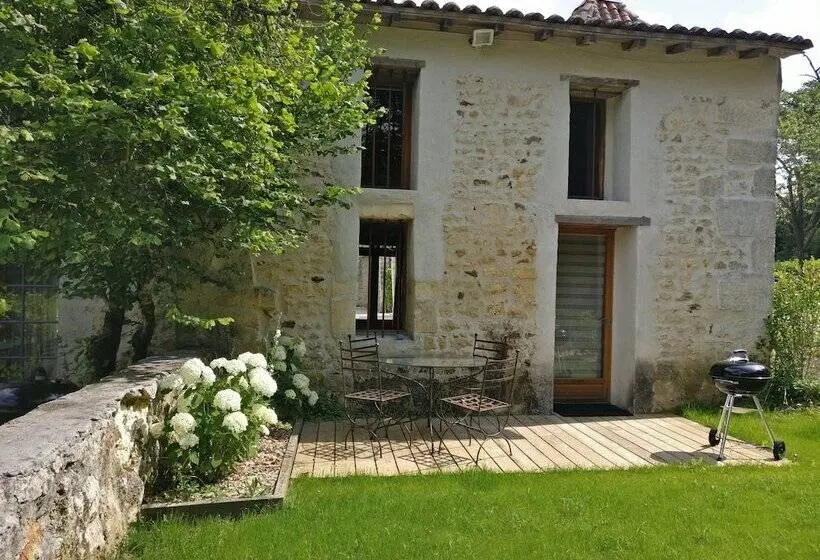 １ベッドルームハウス, Domaine De Montboulard