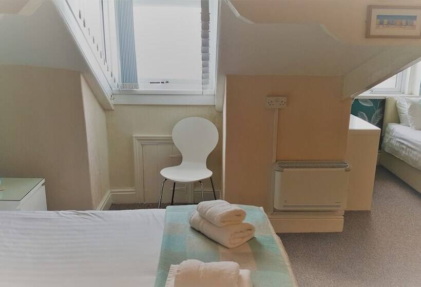 Camera Familiare, The Berkeley Morecambe