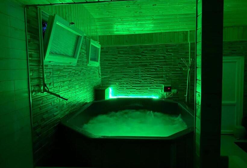 Апартаменты 2 Спальни, Vila Eszter