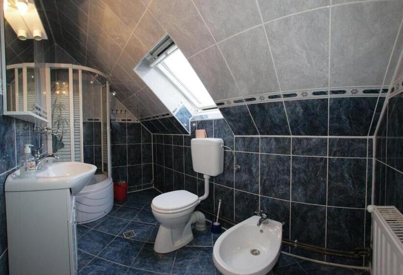 침실 2개 아파트, Vila Eszter