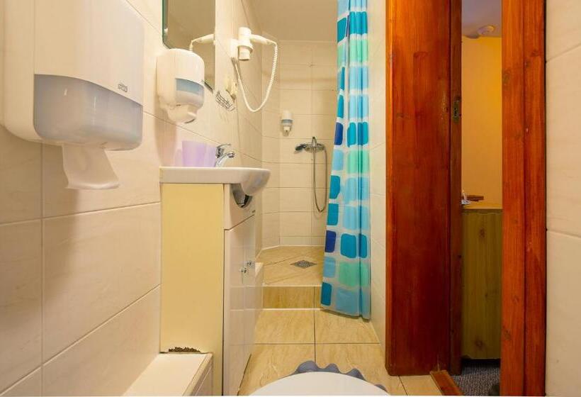 غرفة إقتصادية, Wellness Vila Astra