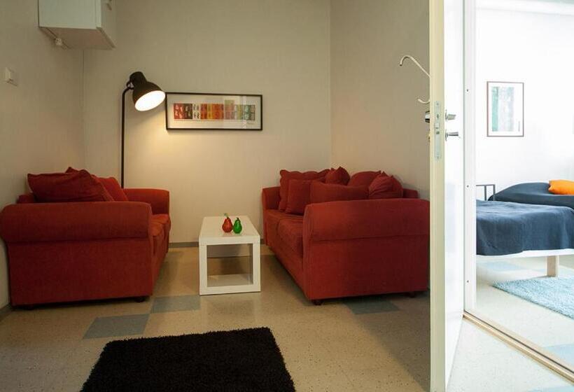 شقة غرفتين, Yömyssy Apartments