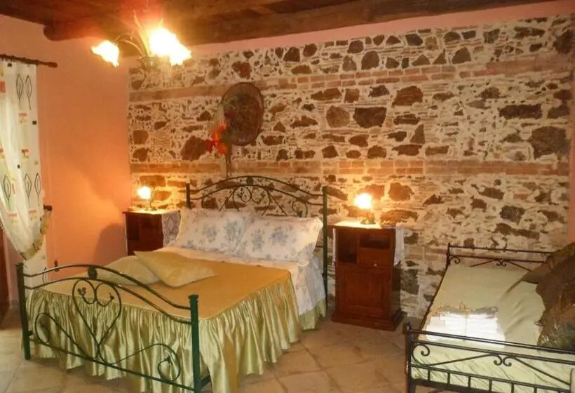 コンフォートトリプルルーム, Agriturismo Bardari