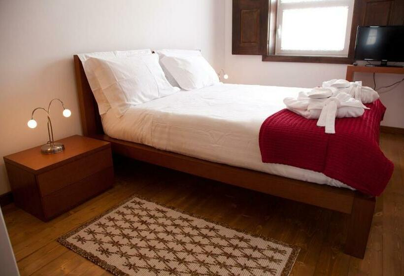 Номер Стандарт, Cerrado Dos Outeirinhos