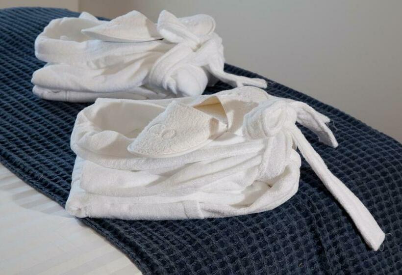 Номер Стандарт, Cerrado Dos Outeirinhos