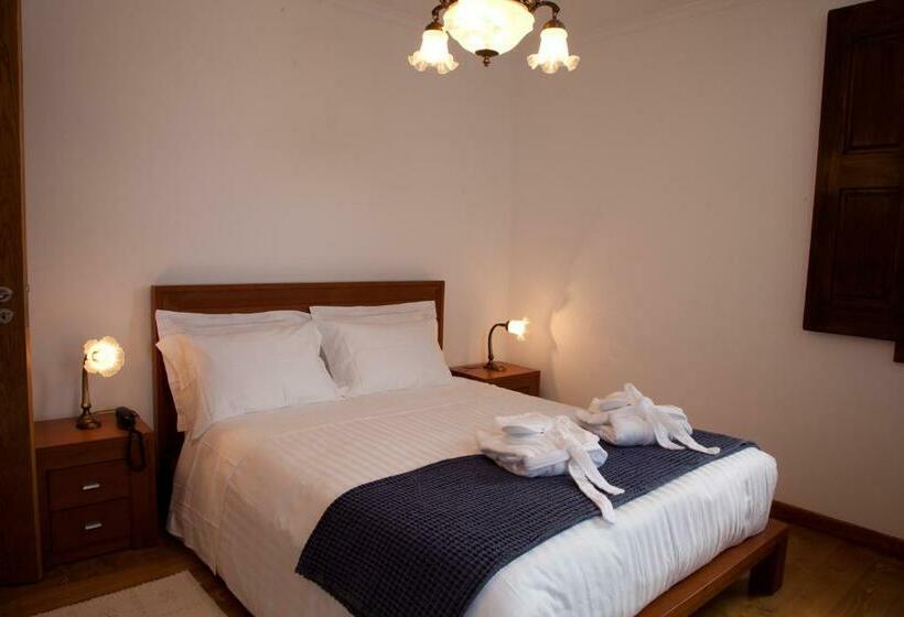 Люкс, Cerrado Dos Outeirinhos