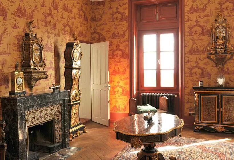 스위트, Chateau Des Faugs