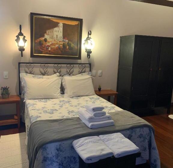 Quarto Estandar com Hidromassagem, Estalagem Alter Real