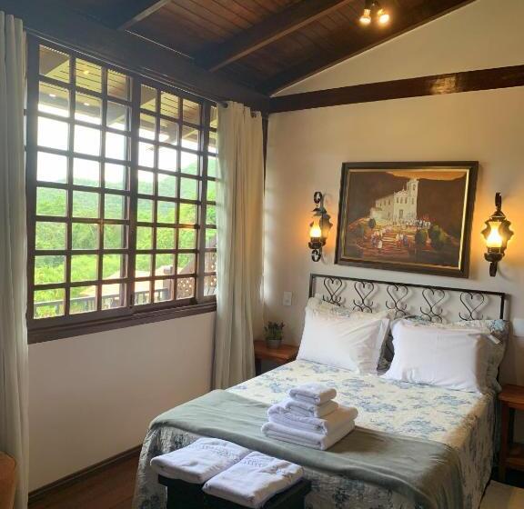 Quarto Estandar com Hidromassagem, Estalagem Alter Real