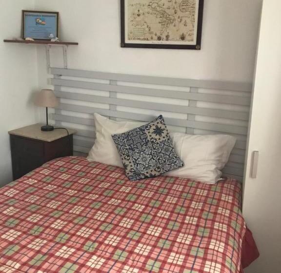 استودیوی استاندارد, Hospedaria Bernardo