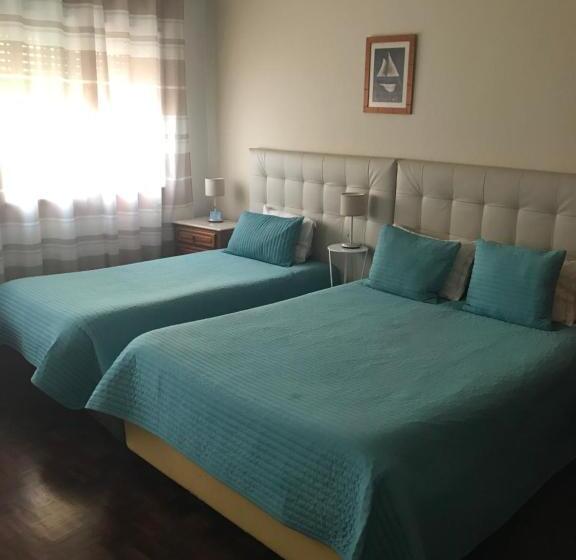 استودیو خانوادگی, Hospedaria Bernardo