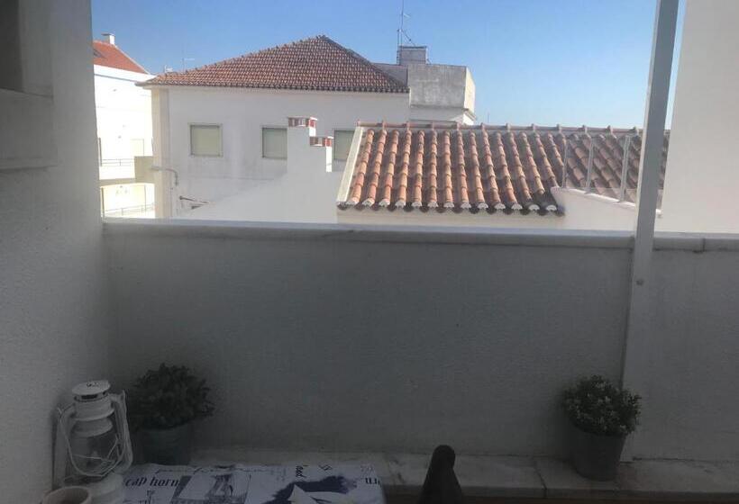 استودیو خانوادگی, Hospedaria Bernardo