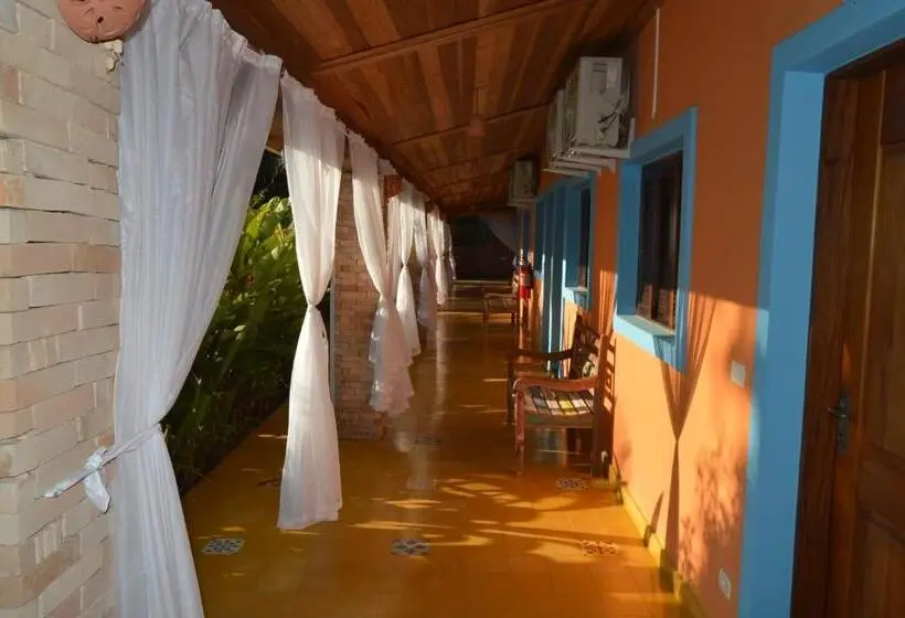 سوییت, Pousada Canoa Caiçara Ilhabela