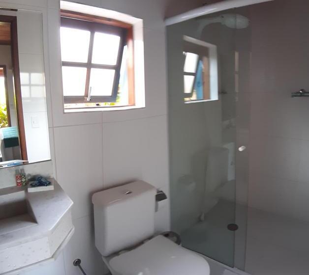 جناح, Pousada Canoa Caiçara Ilhabela