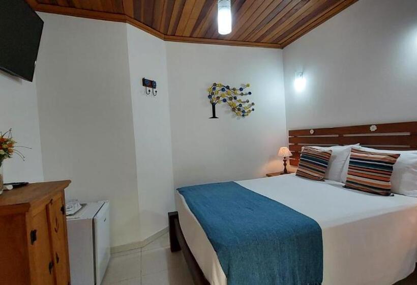 جناح جونيور مطل على الحديقة, Pousada Canoa Caiçara Ilhabela