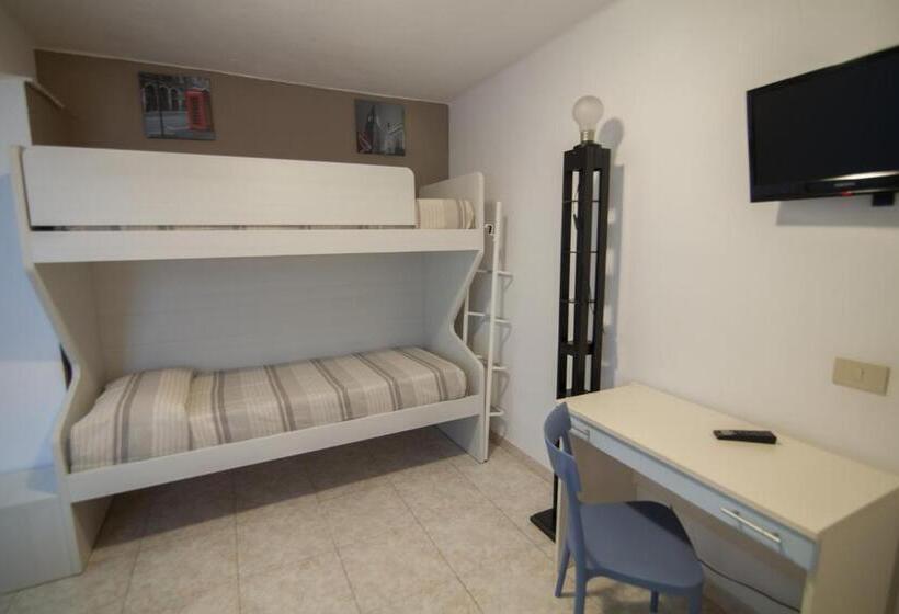 Апартаменты 1 Спальня Нижний Этаж, Residence Colibrì Family & Bike