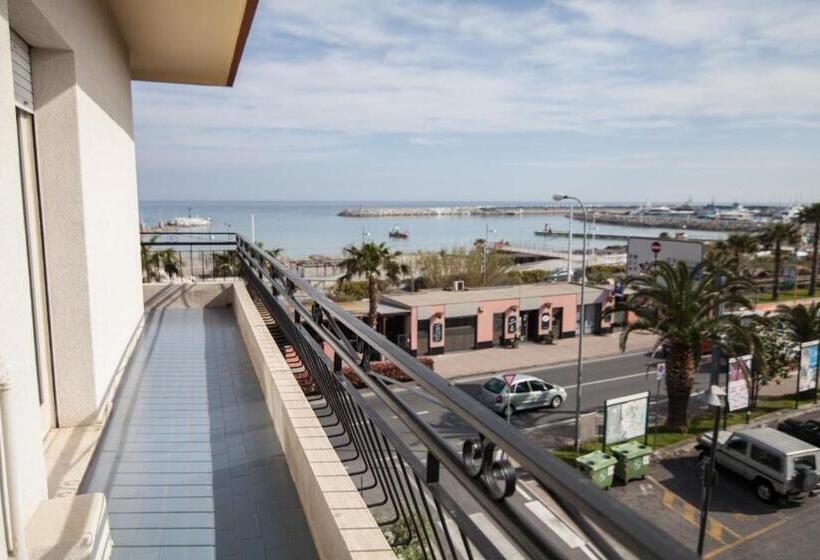 Апартаменты 1 Спальня Вид на Море, Residence Colibrì Family & Bike