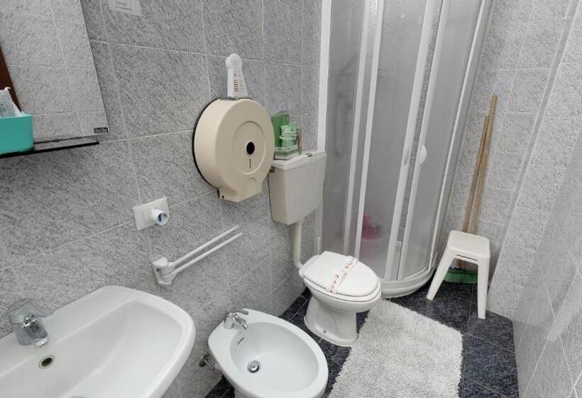 Апартаменты 1 Спальня с Террасой, Residence Colibrì Family & Bike