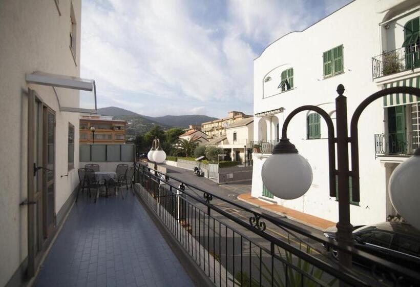 Апартаменты 1 Спальня с Террасой, Residence Colibrì Family & Bike