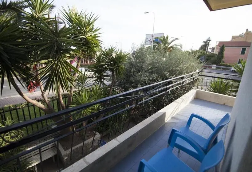استودیوی استاندارد با چشم‌انداز دریا, Residence Colibrì Family & Bike