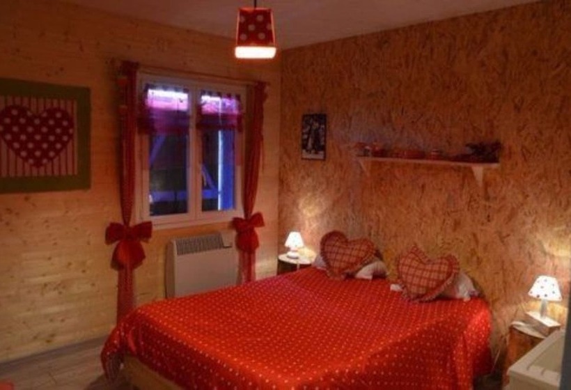 Standard Triple Room, Auberge D'altitude De Grouvelin