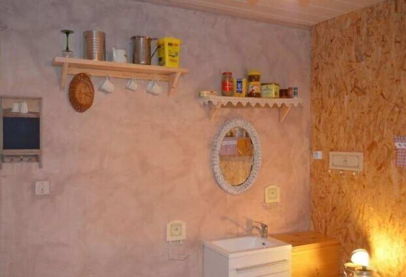 Standard Quadruple Room, Auberge D'altitude De Grouvelin