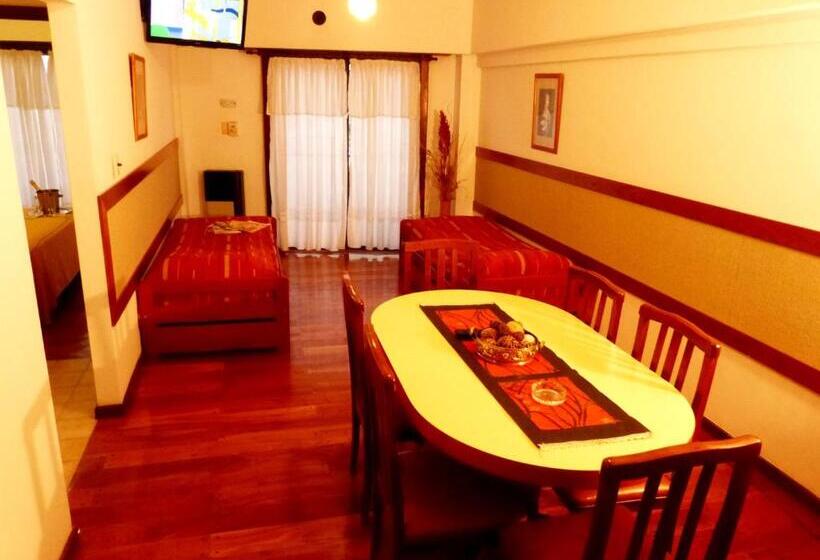 带1个卧室的带阳台的公寓, Apart Hotel Family