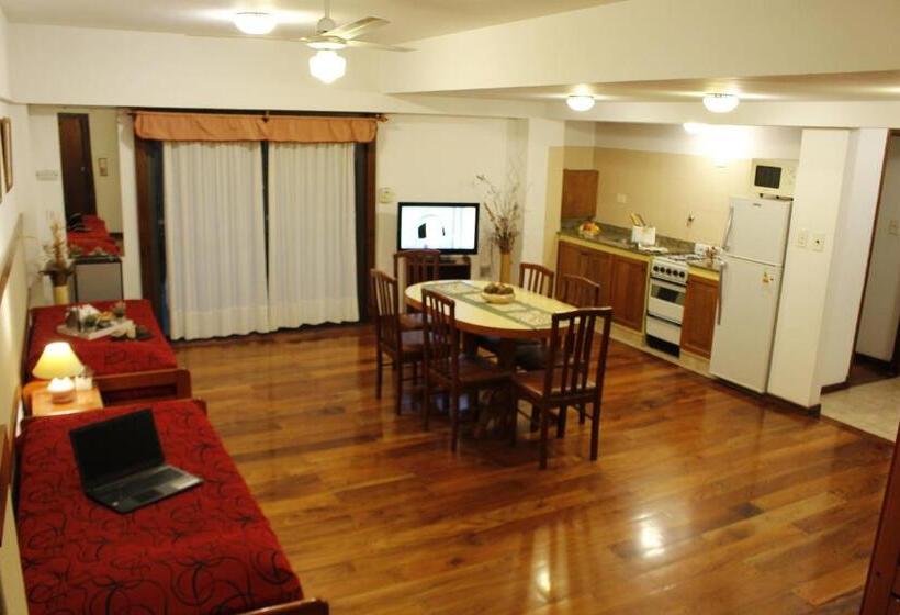 家庭间, Apart Hotel Family