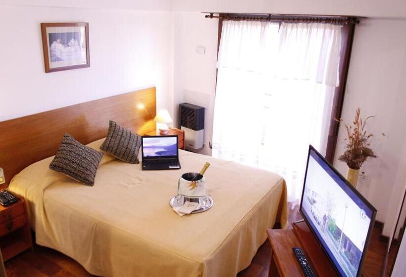 带1个卧室的带阳台的公寓, Apart Hotel Family