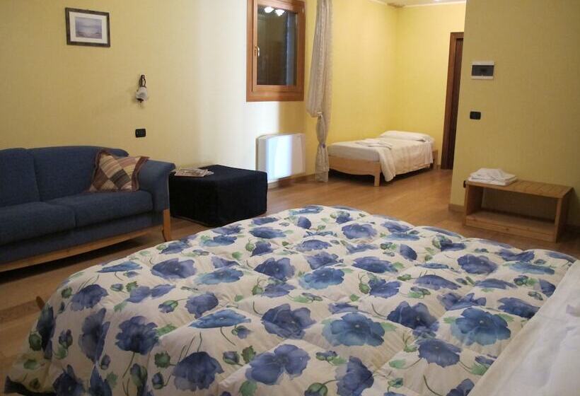 スタンダード４人部屋, La Casa Vecchia